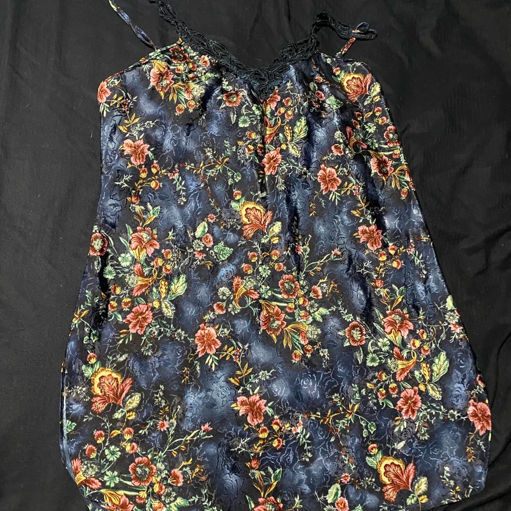 Lingerie/ sleep wear